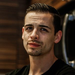 Meet your Posher, Aj